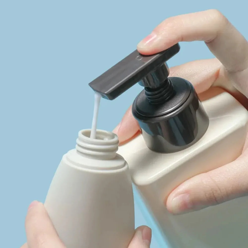 8Pcs Refillable Lotion Bottle